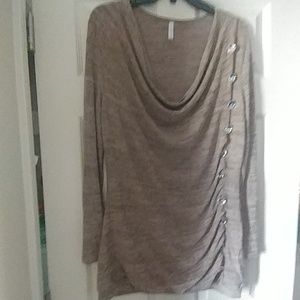 NWOT Light and bling pull over
